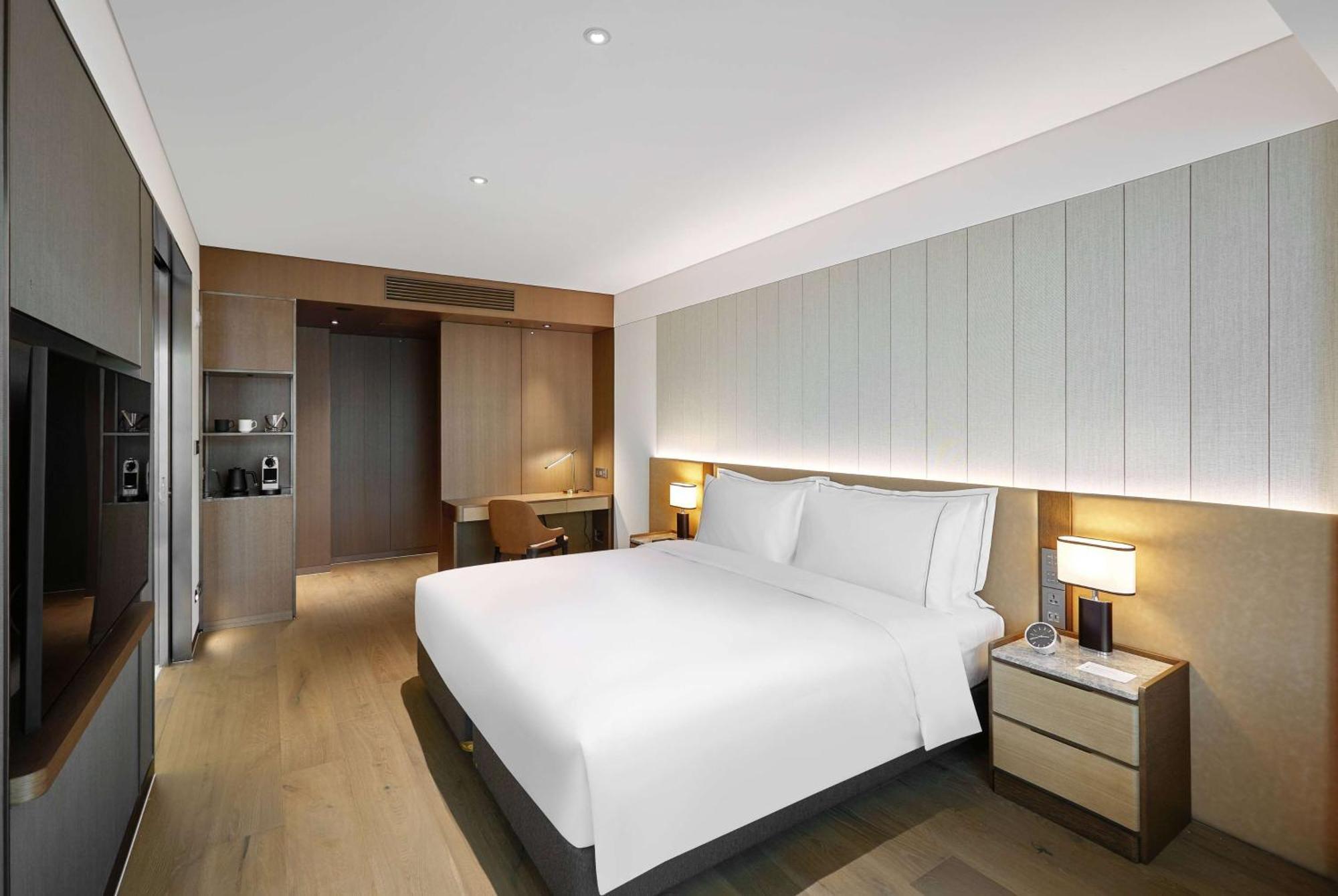 Wyndham Grand Busan Exterior photo